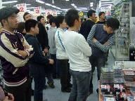 Japan’s PS3 Victorian Waffle Iron Kiosk (Can’t Play, Can’t Buy)