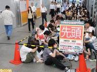 Japan lines up for Xbox 360 game: Madness prevails