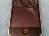 Apple hit with class-action lawsuit over iPhone 3G flakiness