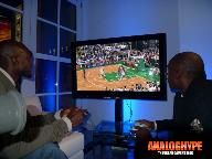 A Few Pics From NBA 2K9 Launch Party