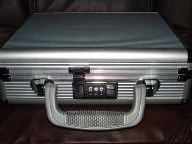 Kotaku Not The Only One Receiving The Mysterious F.E.A.R 2 Case