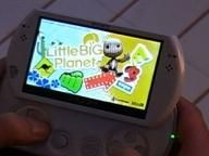 PSPgo footage: LittleBigPlanet and Gran Turismo