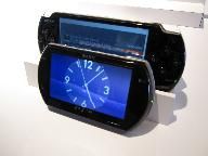 PSP-3000 or PSPgo, which should you buy?