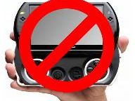 10 Reasons to Save Your Money and NOT Buy a PSP Go