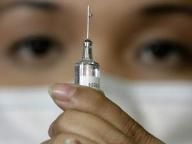 German soldiers gets non poisonous vaccine