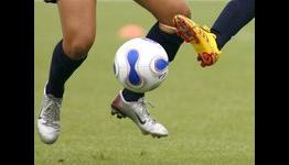 Spartak Nalchik beat Dinamo Moscow to stay on top