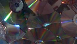 Tech Olive Editorial: Are CDs/DVDs Headed Out the Door?