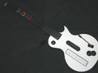 Red Octane’s new wireless guitars, but what’s Xbox 360’s extra cost?