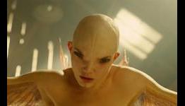 5 Best Ways to Describe the Freaky Monster in ‘Splice’