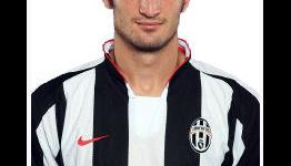 Real Madrid eye Juventus defender Giorgio Chiellini – Report