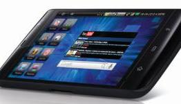 MobileBeat Up close with the Dell Streak tablet: Is it a computer or a phone?