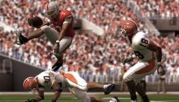 DualShockers: NCAA Football 11 Review (PS3, 360)
