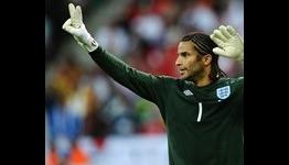 James signs for Bristol City