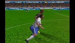 FIFA vs. PES 2010 (iPhone): FIFA is cheaper and better