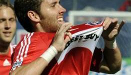 Fire bring left back Segares back into fold