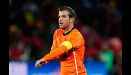 EPL Transfer Window Headlines: Gyan, Robinho, Gudjohnsen, Van Der Vaart
