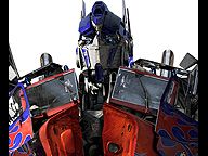 RUMOUR:  Michael Bay still on for Transformers 2