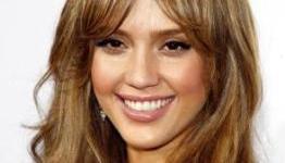 Machete: Promotion with Nude Pictures of Jessica Alba and Lindsay Lohan