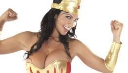 Wonder Woman is the Cosplay Babe of the Week