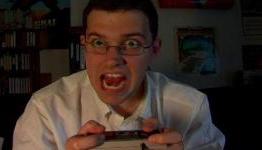 ISM: The Chong Show: INSANE CRAZY GAMER!