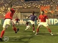 Halo 3 slips as FIFA 08 tops UK sale charts