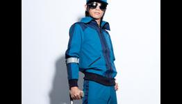 Latest Official Gainax Cosplay Dresses D2’s Kenki Yamaguchi as Gunbuster’s Coach