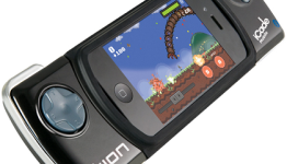 iCade slip on NES like controller for the iPhone
