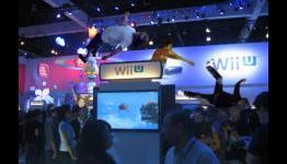 Nintendo Fans Circumvent Pikmin Booth Line By Tossing Themselves Over It