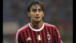 Aquilani will not terminate Liverpool deal, insists agent