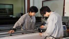 Chinese Workers Face Competition From Robots