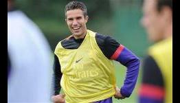 Robin Van Persie Secures £22m Move to Manchester United
