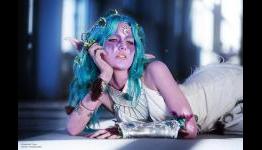 League of Legends Hottest Cosplay at Gamescon 2012: Cosplay Fun and Fails