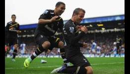 Tottenham put Lennon, Parker & Van der Vaart up for sale