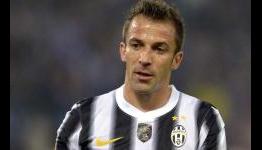 Del Piero mulling over Sydney FC deal after snubbing Sion bid