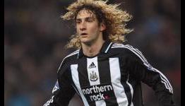 Pardew expecting Tiote and Coloccini to face Manchester United in League Cup clash