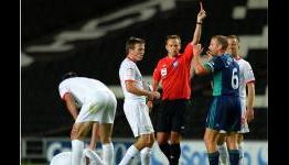 Gardner supportive of Cattermole after red card