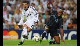 Cristiano Ronaldo is not arrogant, insists Van Nistelrooy
