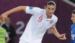 Arsenal’s Vermaelen wary of threat posed by West Ham’s Carroll