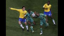 Chelsea midfielder Ramires believes Kaká will give Brazil more quality