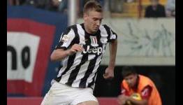 Bendtner pleased to assist Juventus winner against Catania
