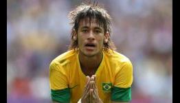 Neymar: Opposition support makes me want to cry