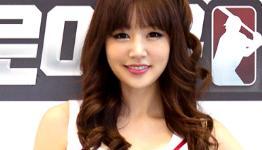 Korean model Hong Ji Yeon promotes  MLB 2K12 at G-Star 2012