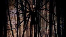 Slender: The Eight Pages versus Haunt. Who will win? Slenderman or Slenderman?
