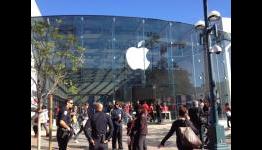 Redesigned and Expanded Third Street Promenade Apple Store Opens in Santa Monica, CA