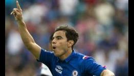 Former Sporting KC striker Omar Bravo signs with Atlas