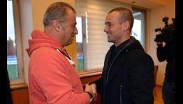 Sneijder: I’m proud to be a Galatasaray player, I want to learn Turkish right away