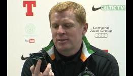Celtic bossstops his press conference to answer reporter’s phone… but the wife hangs up (TWICE)