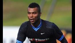 Hodgson confirms Ashley Cole will make 100th England appearance against Brazil