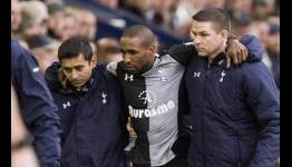 Tottenham striker Defoe out for three weeks with ankle ligament damage