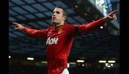 Van Persie: I want to play every game